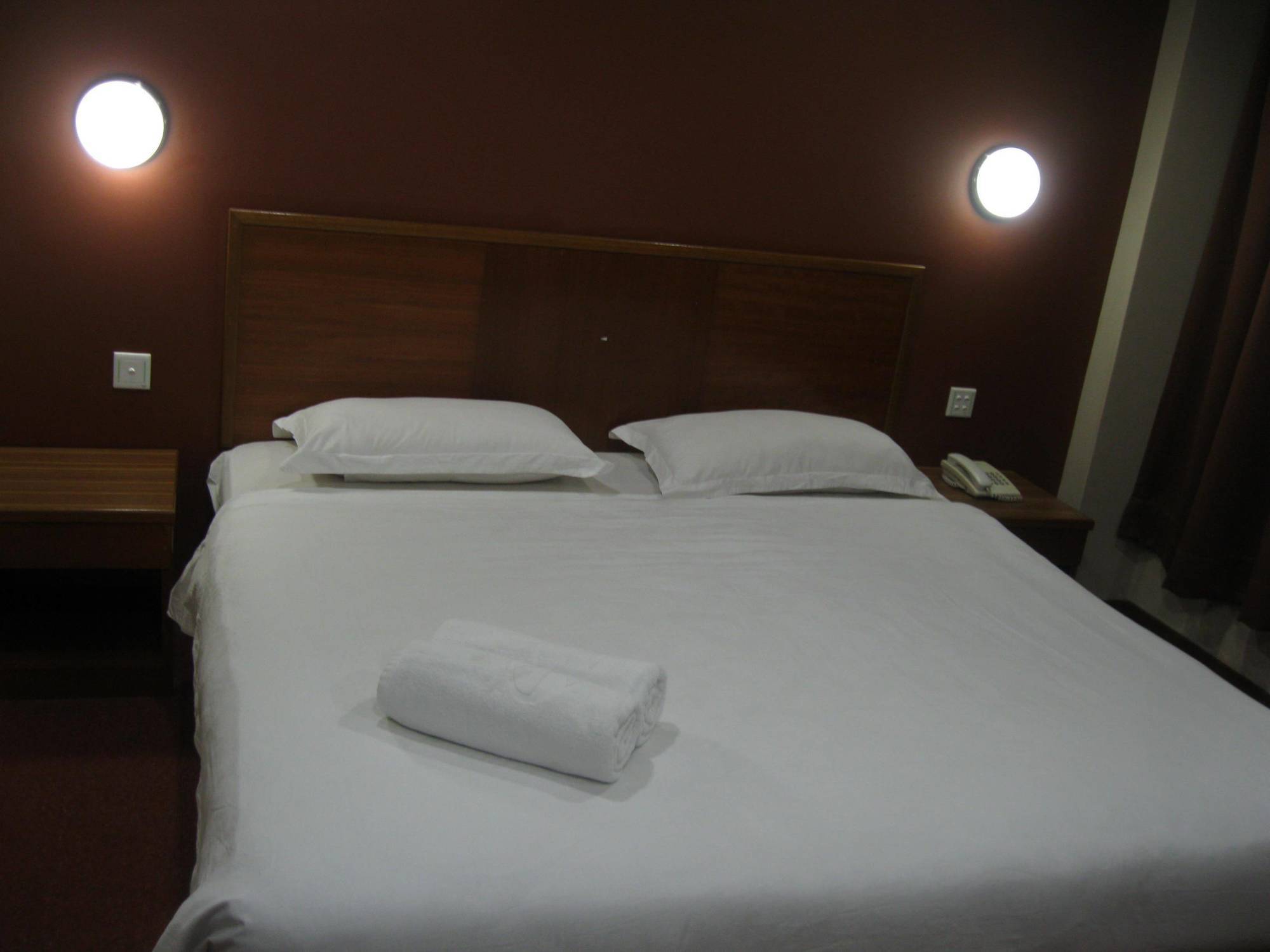 Langkawi Baron Hotel Kuah Zewnętrze zdjęcie