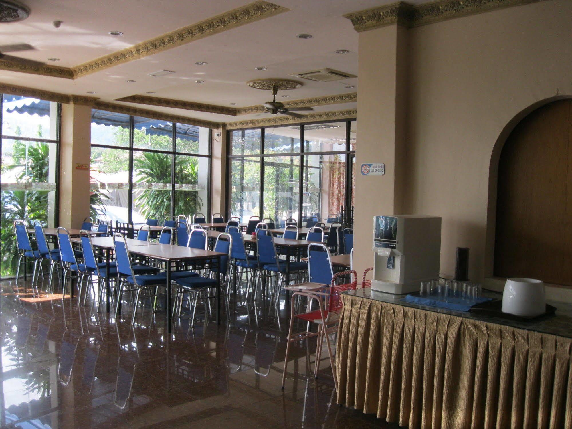 Langkawi Baron Hotel Kuah Zewnętrze zdjęcie